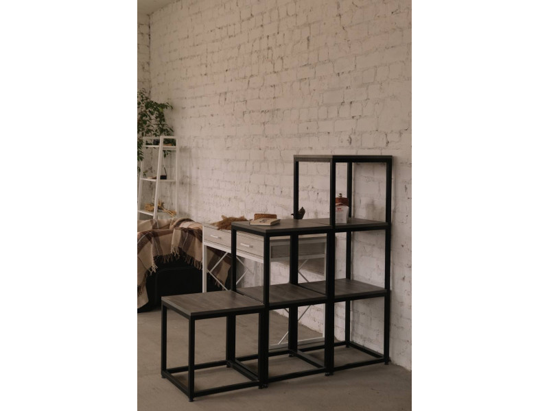 Stufen shelving unit